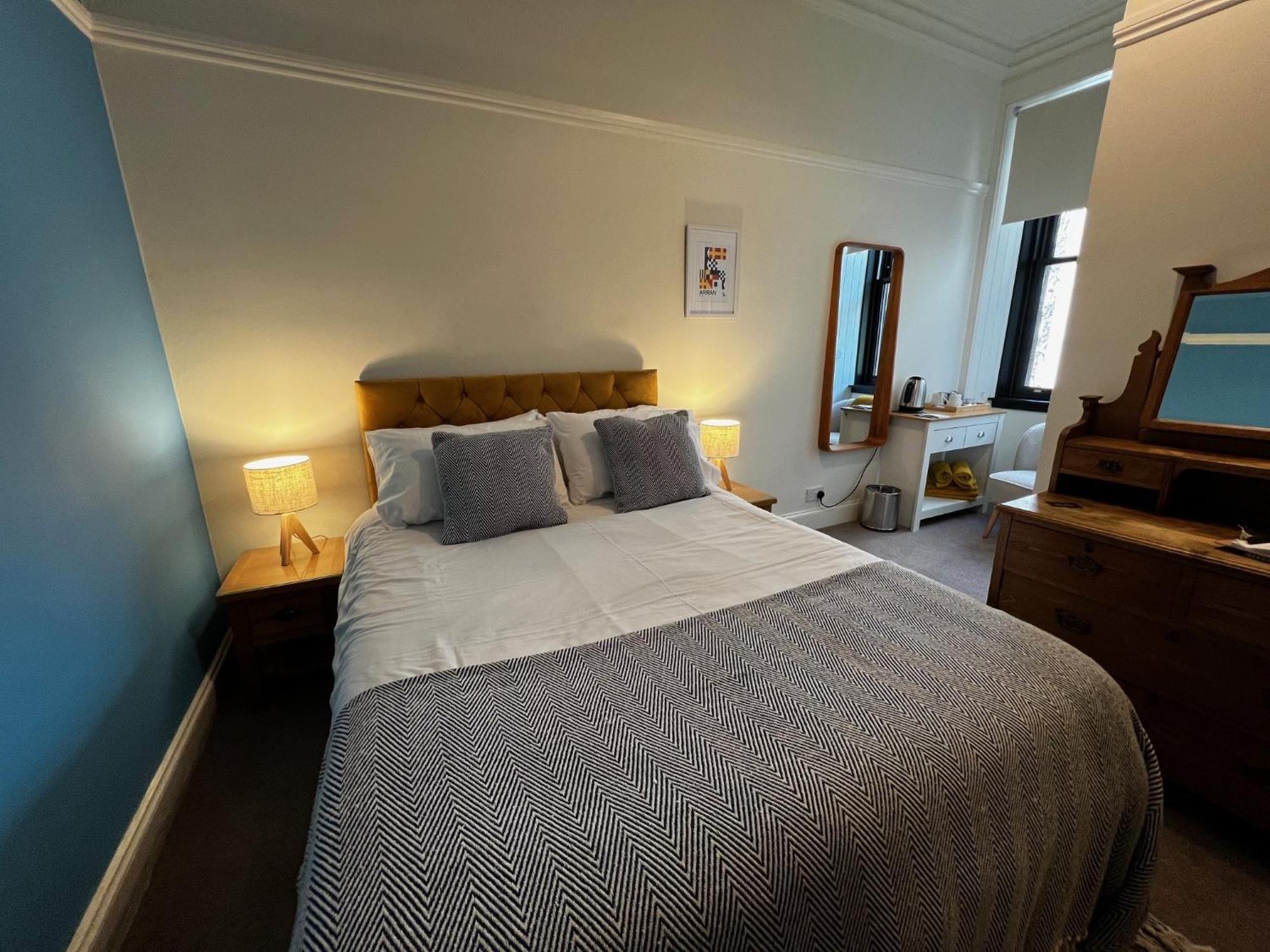 The Corrie Hotel Экстерьер фото